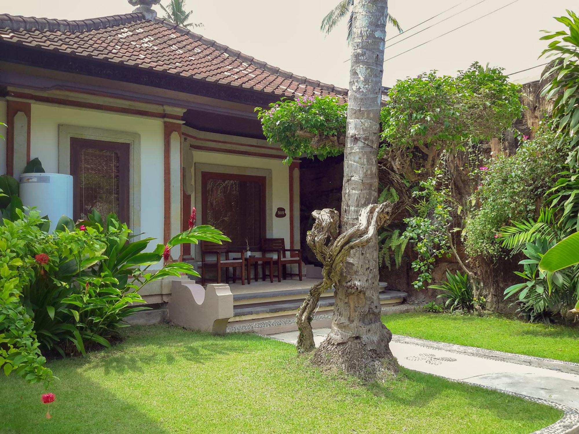 Puri Bagus Candidasa Exterior foto